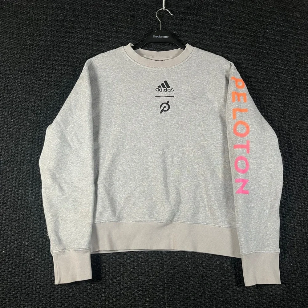 Adidas x Peloton Mens XS Heather Grey Crewneck Sweatshirt Sleeve Graphic Logo‎